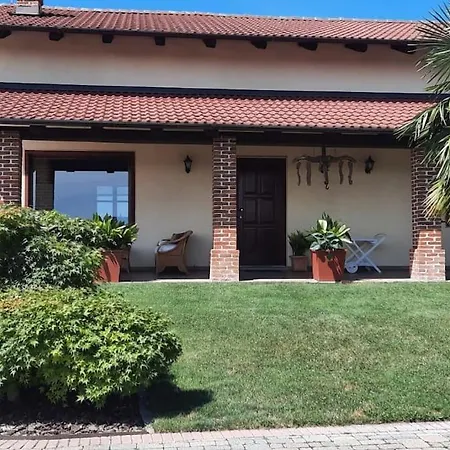 Lara ヴィラ *