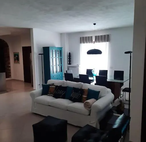 Villa Lara